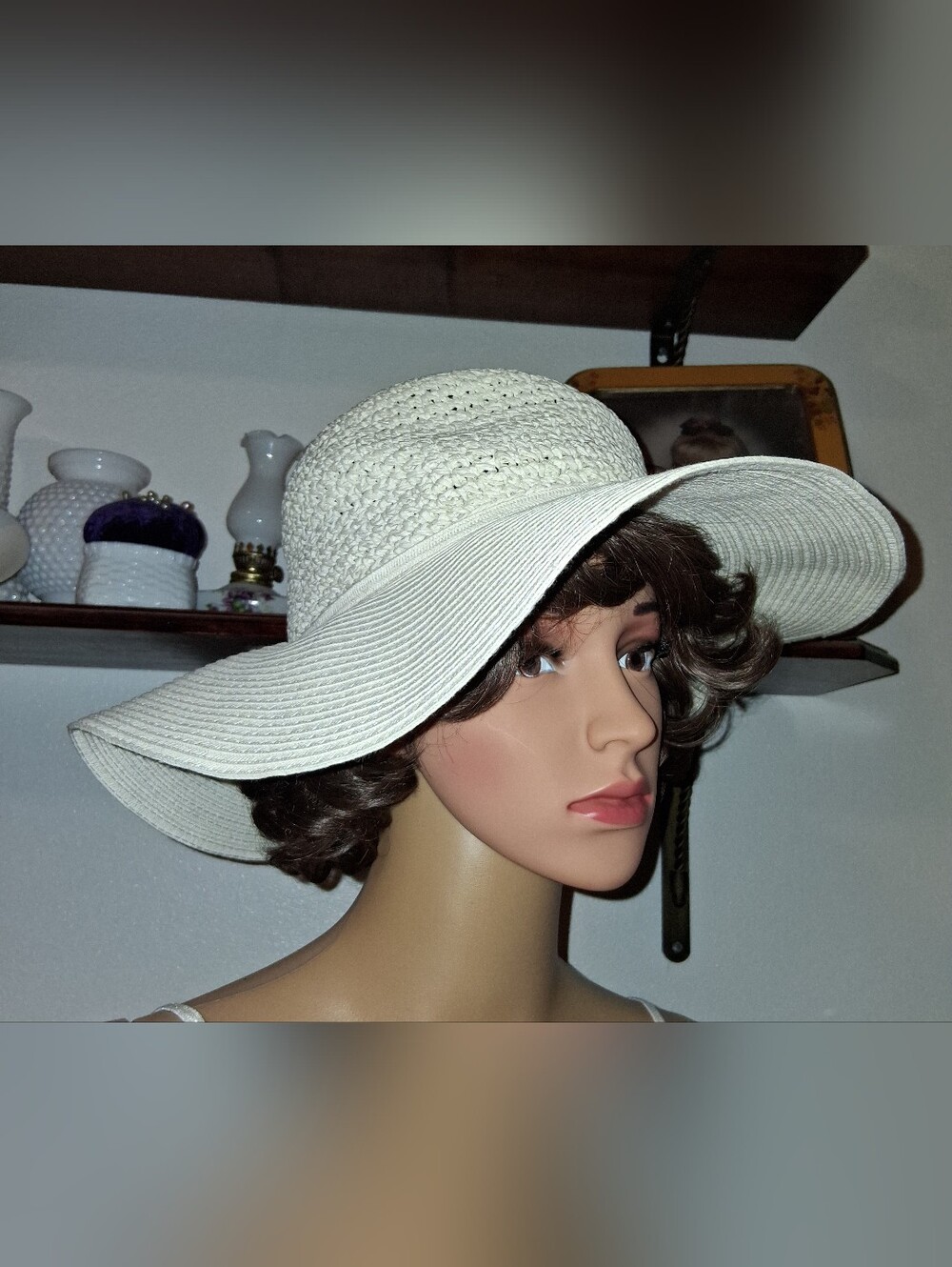 White Packable Paper Sun Hat